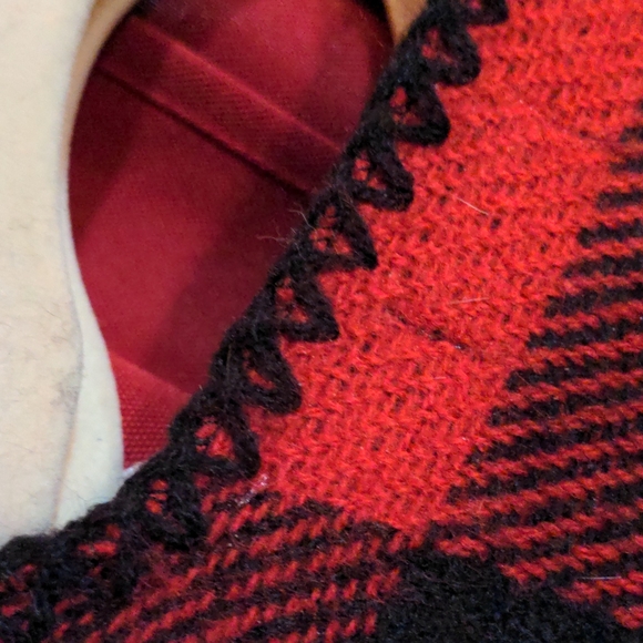 Buffalo Plaid Cape - Picture 5 of 6